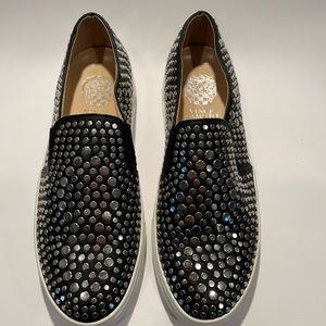 Vince Camuto leather sneakers. Size 7